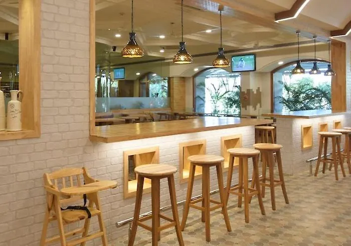 Hotel Shreemaya Residency